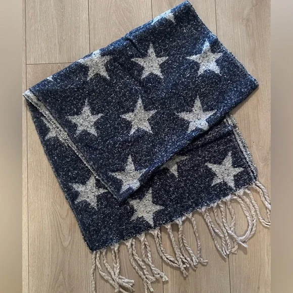 Scarf - Picture 2 of 2